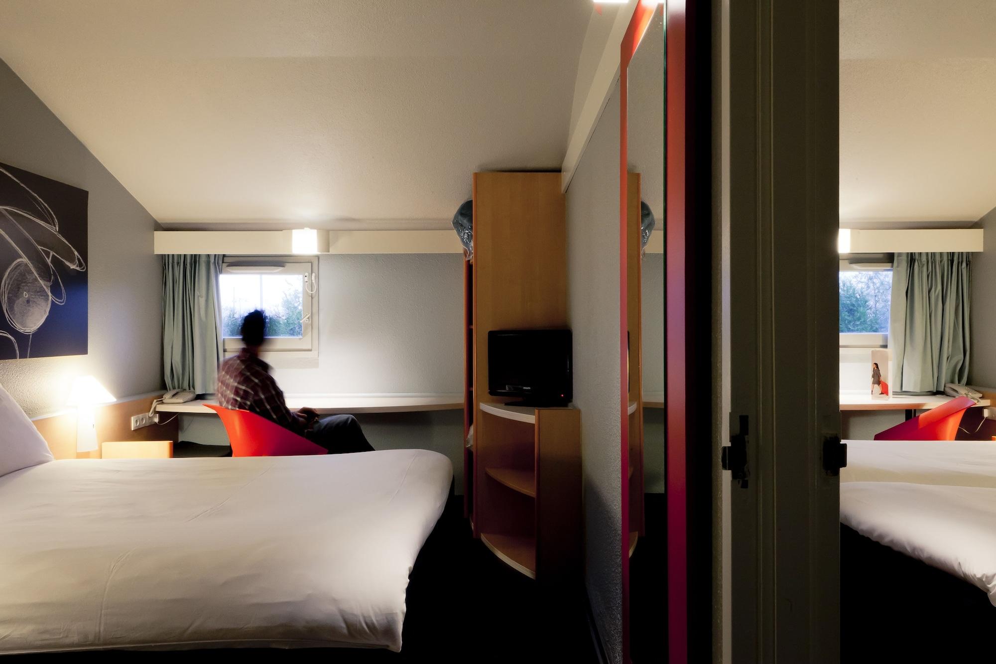 Ibis Lyon Nord Hotel Dardilly Exterior foto