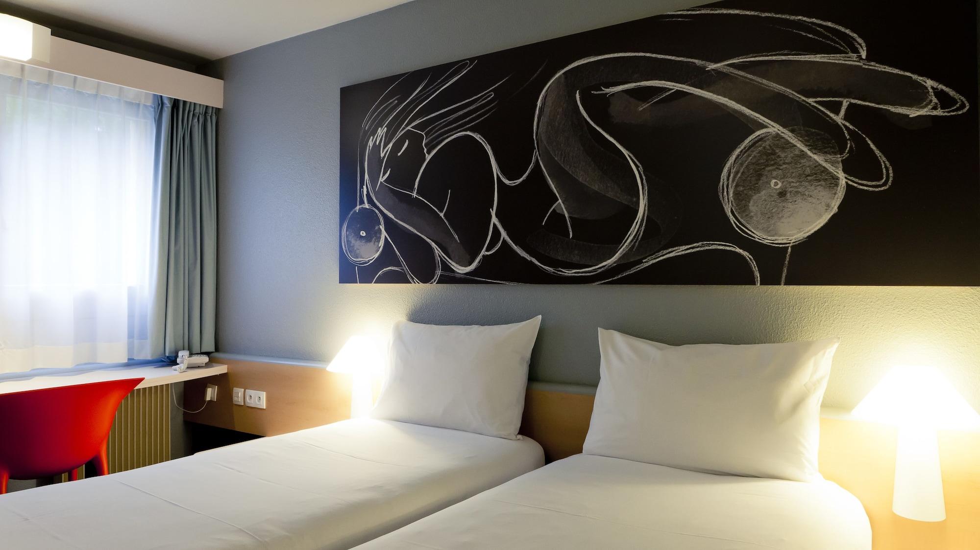 Ibis Lyon Nord Hotel Dardilly Exterior foto