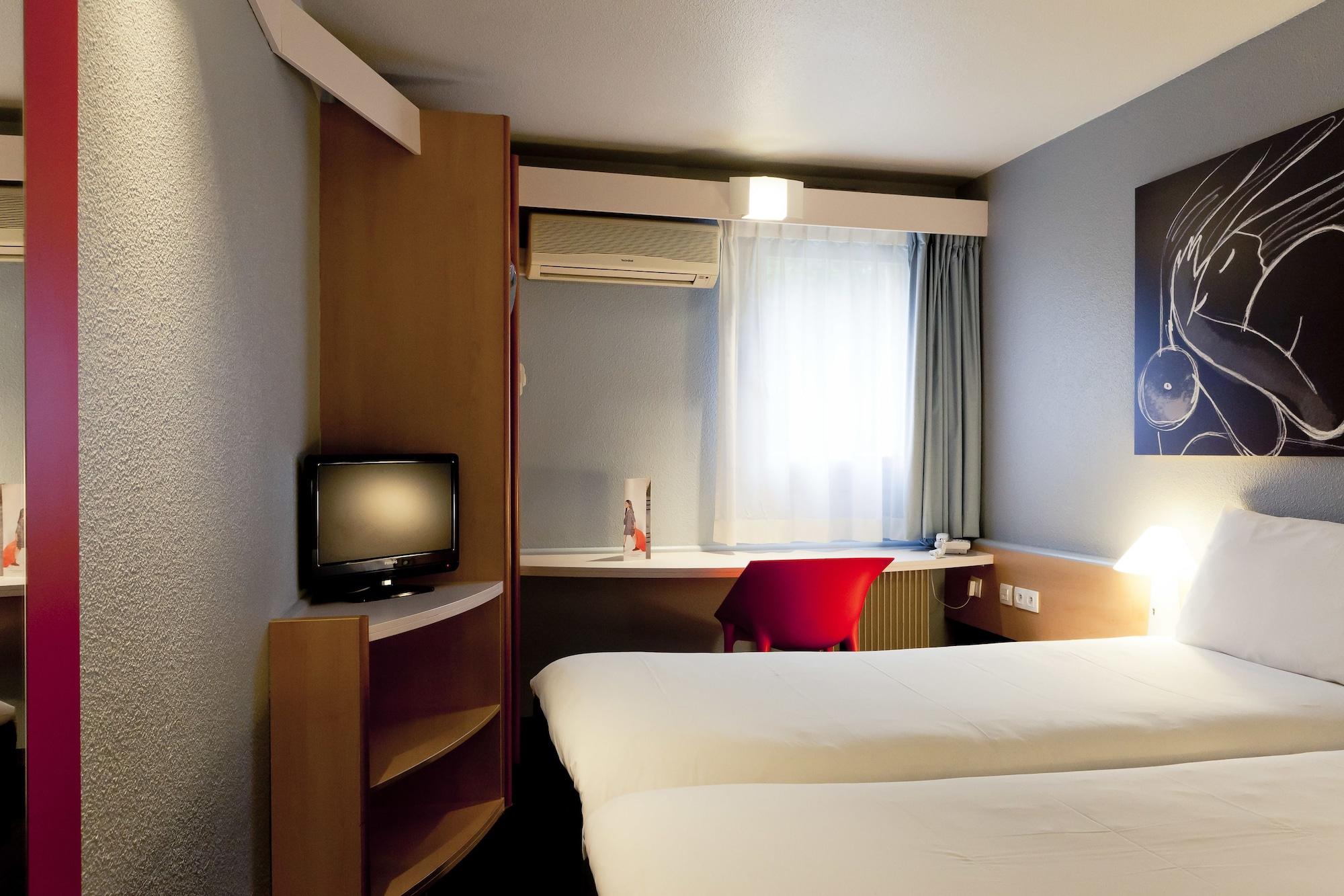 Ibis Lyon Nord Hotel Dardilly Exterior foto
