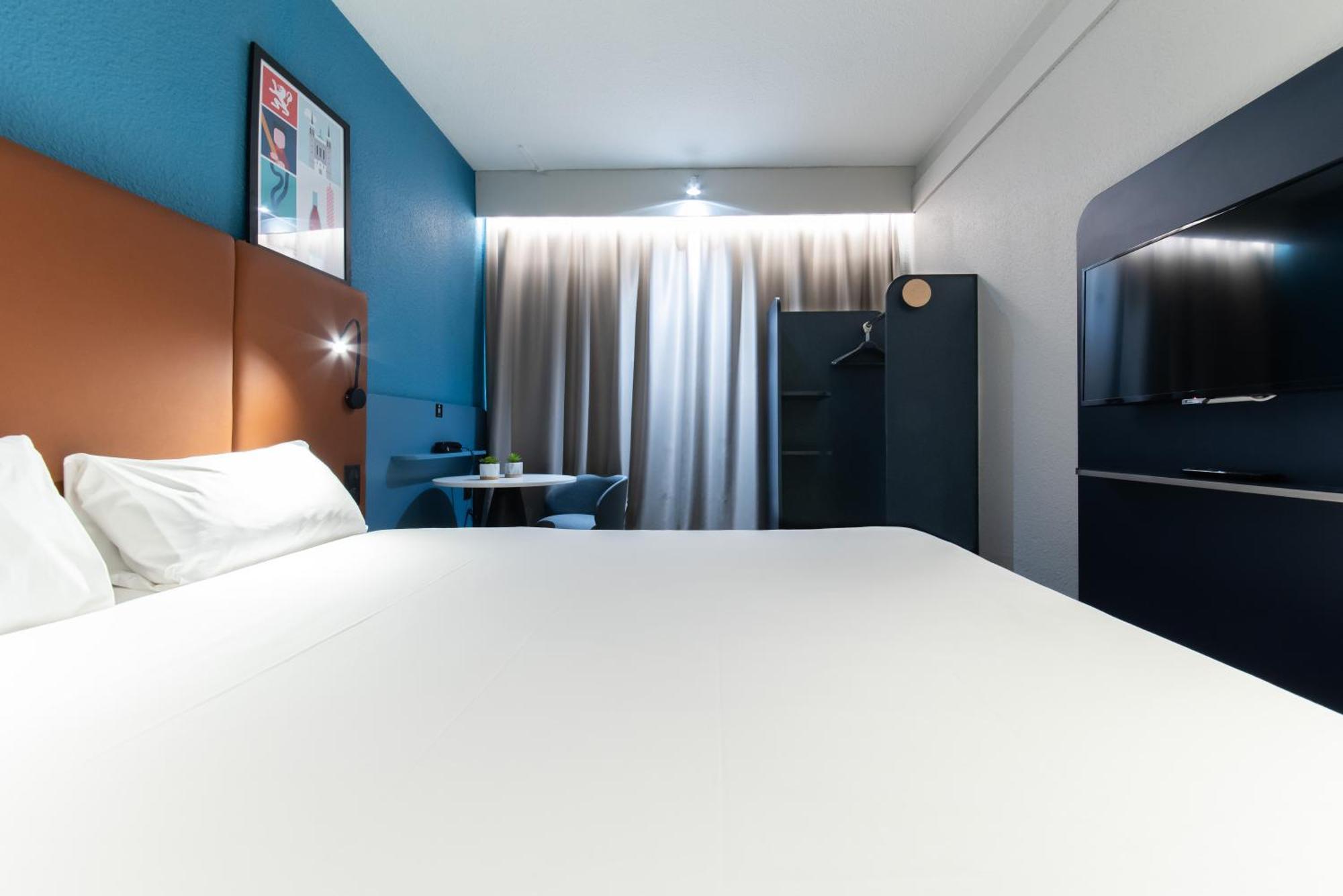 Ibis Lyon Nord Hotel Dardilly Exterior foto